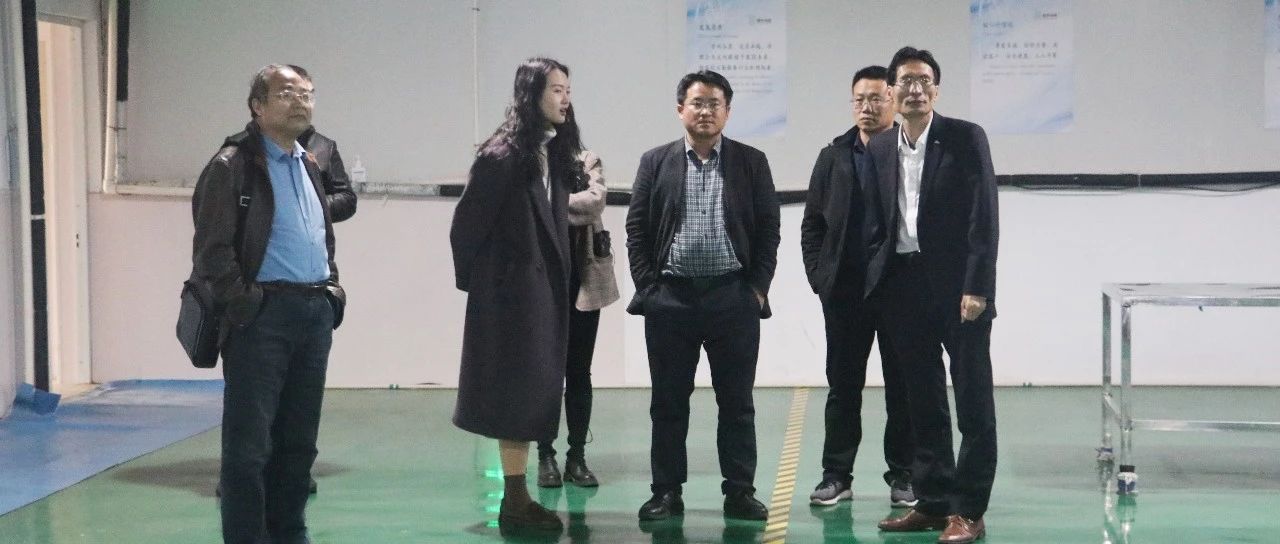 東營(yíng)市廣饒縣中醫(yī)院黨總支書(shū)記、院長(zhǎng)王景峰參觀考察日照市國(guó)濟(jì)尚領(lǐng)醫(yī)院管理服務(wù)有限公司